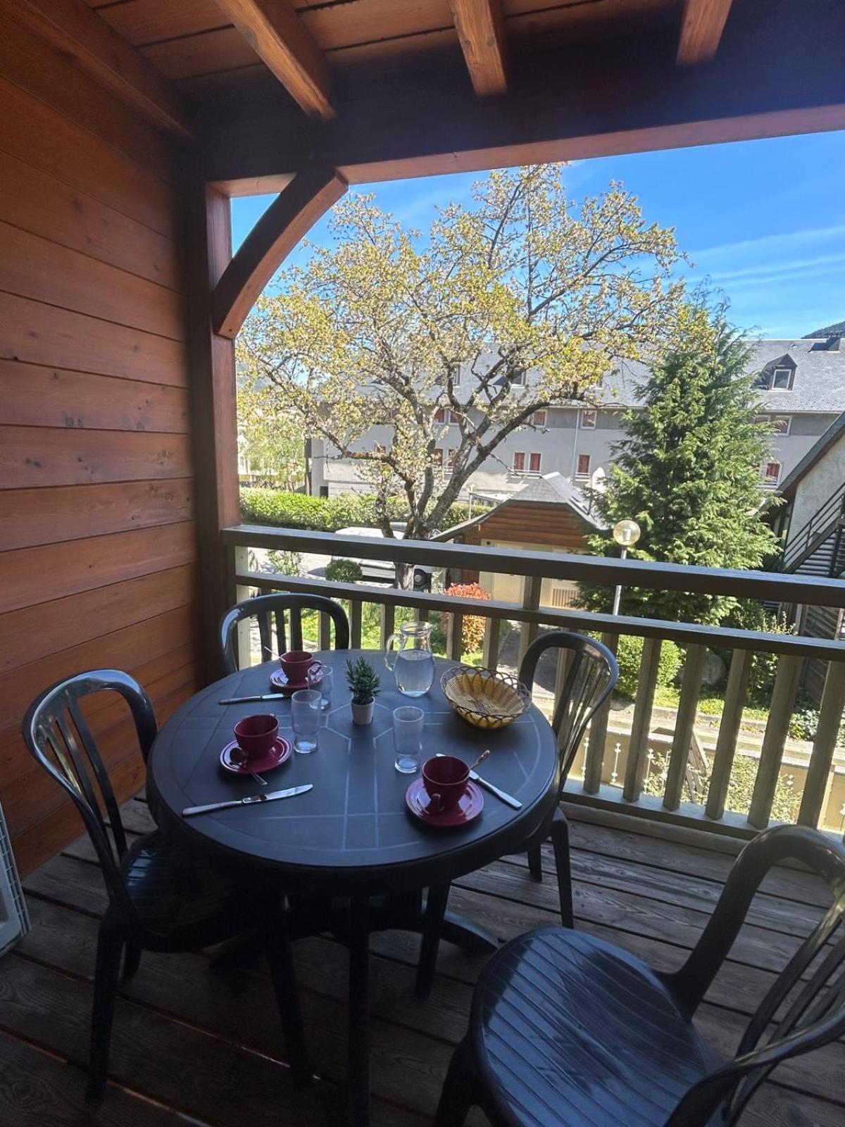 Appartements Avec Piscine Interieure Sauna Parking Etage 1 Au Centre Du Village Dans Residence Cami Real Saint-Lary-Soulan Exteriör bild