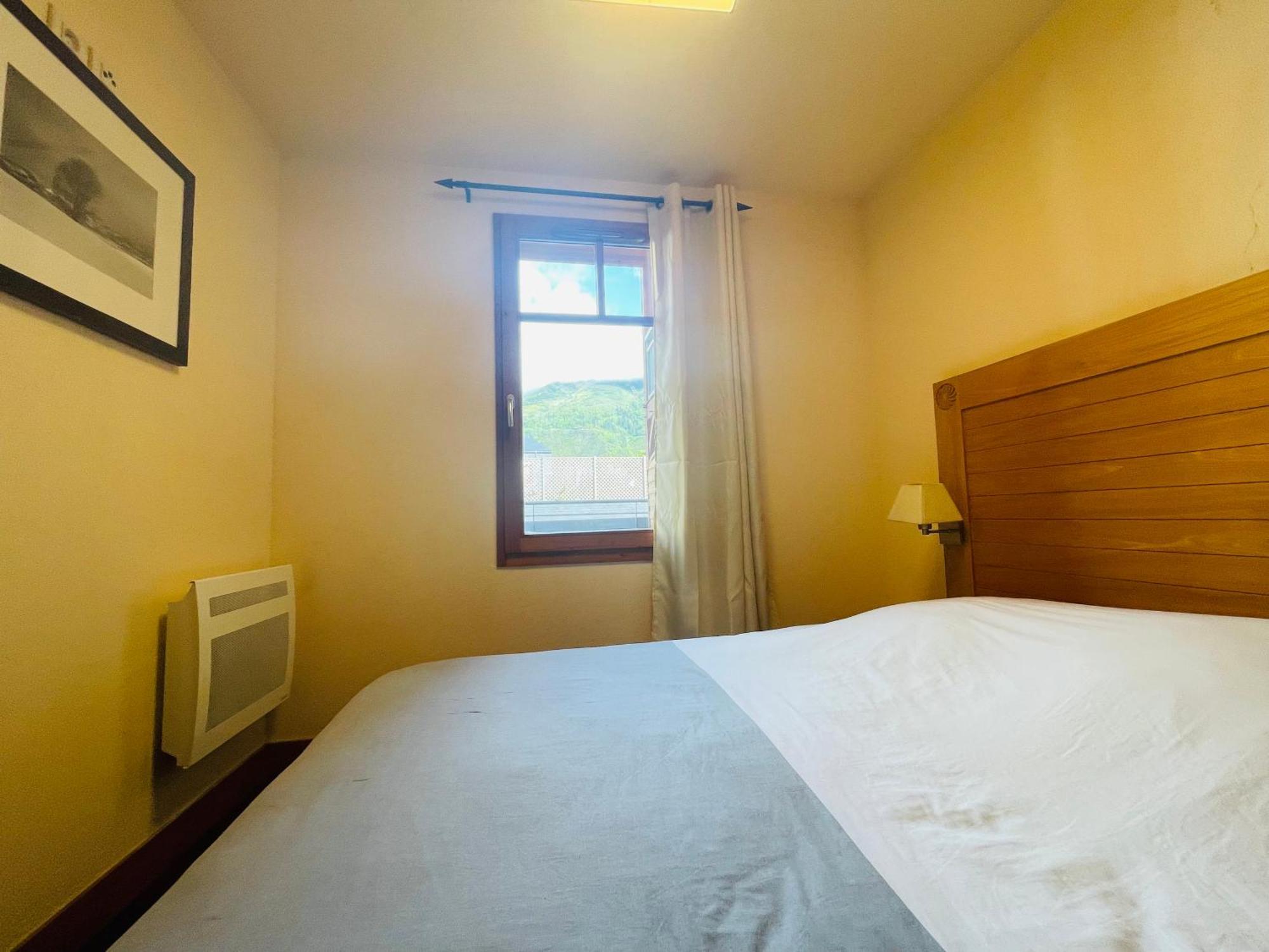 Appartements Avec Piscine Interieure Sauna Parking Etage 1 Au Centre Du Village Dans Residence Cami Real Saint-Lary-Soulan Exteriör bild