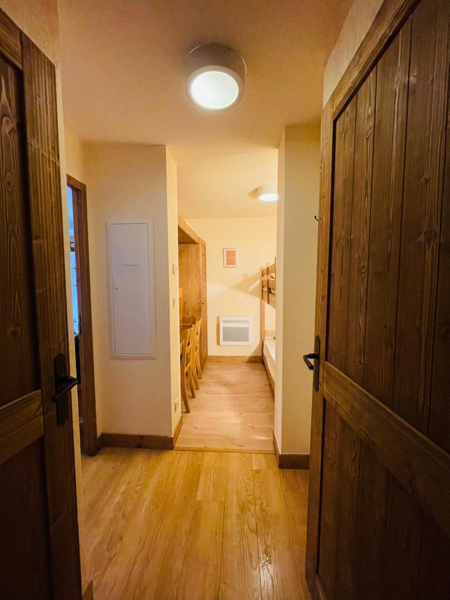 Appartements Avec Piscine Interieure Sauna Parking Etage 1 Au Centre Du Village Dans Residence Cami Real Saint-Lary-Soulan Exteriör bild